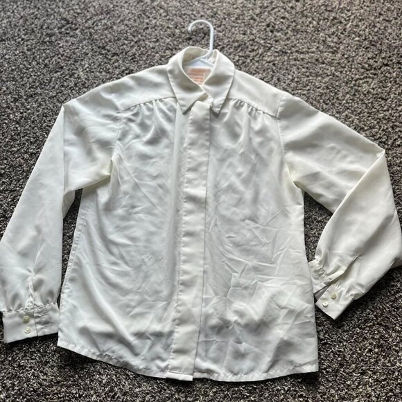 White Pendleton Blouse With Ruffled - Picture 5 of 8
